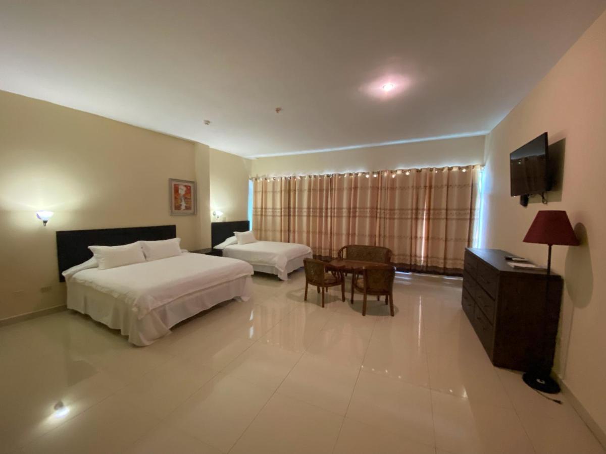 Hotel F Sur Inn Давид Екстер'єр фото