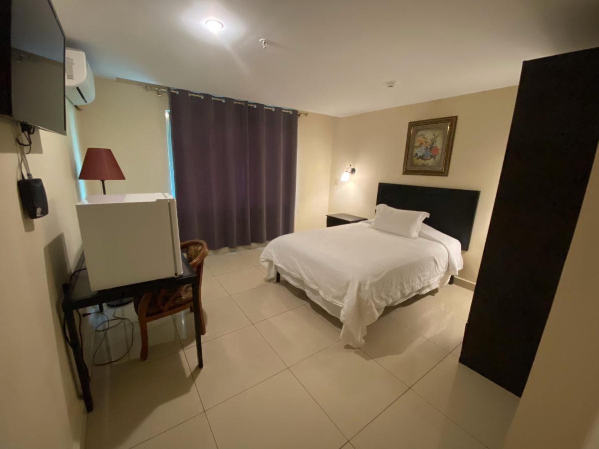 Hotel F Sur Inn Давид Екстер'єр фото