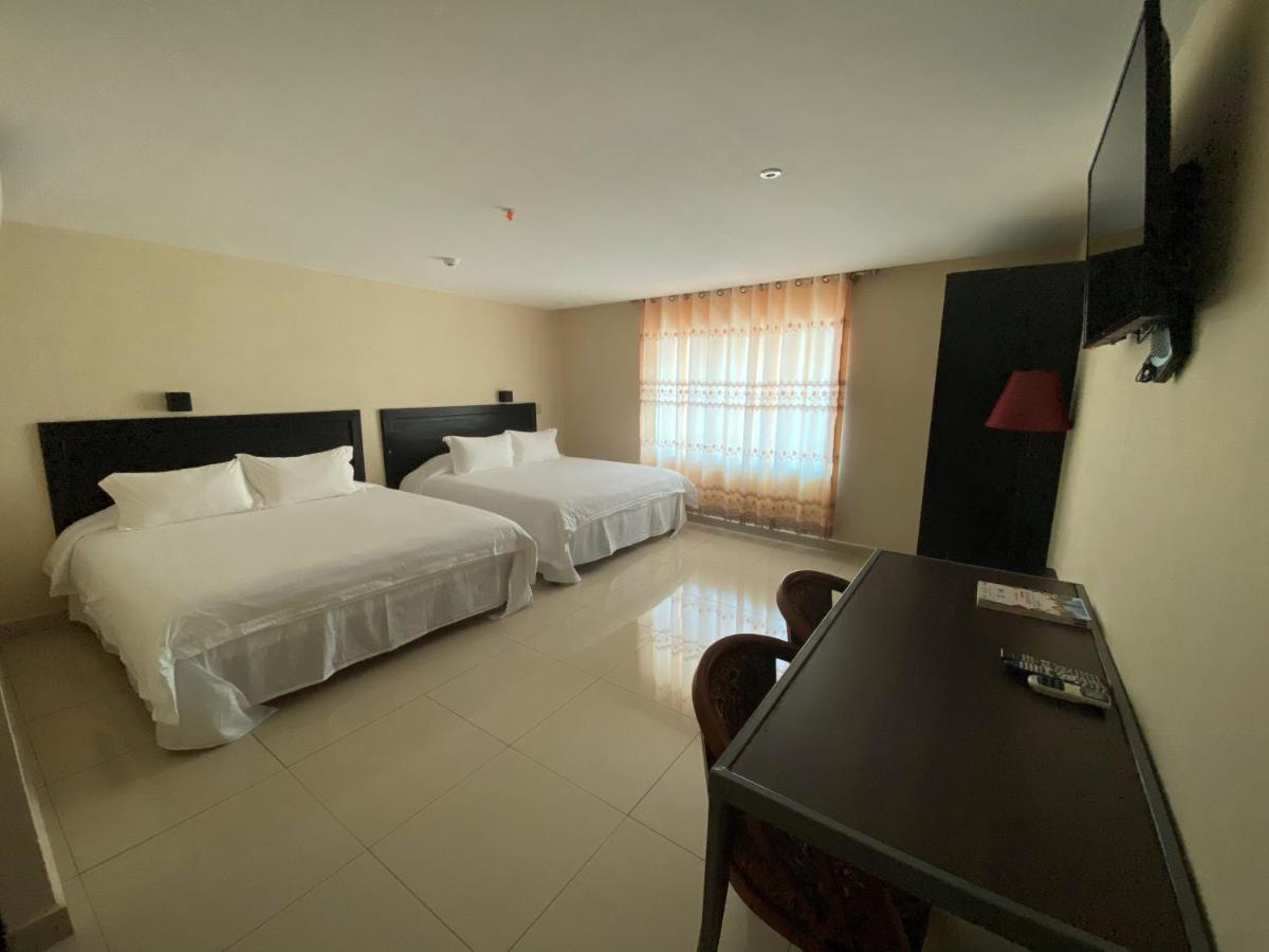 Hotel F Sur Inn Давид Екстер'єр фото