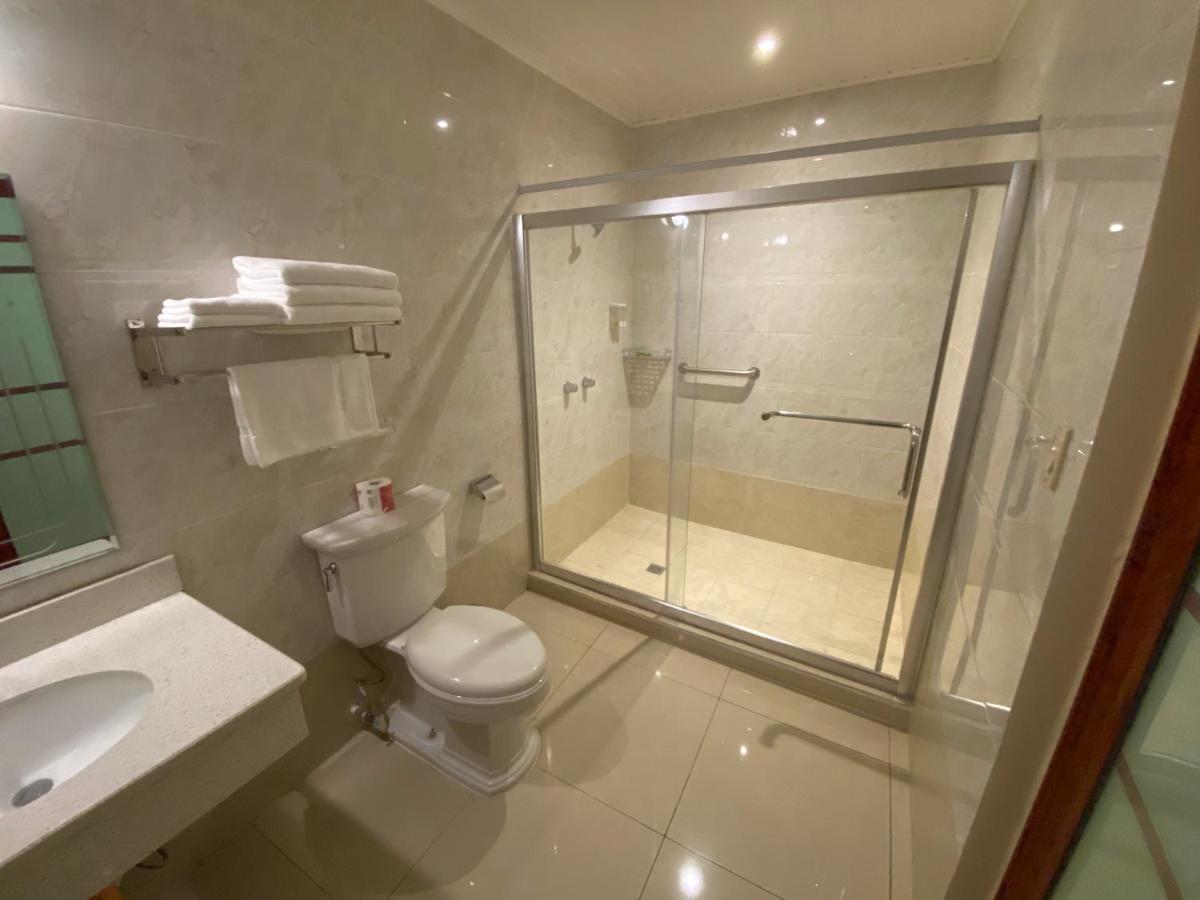 Hotel F Sur Inn Давид Екстер'єр фото